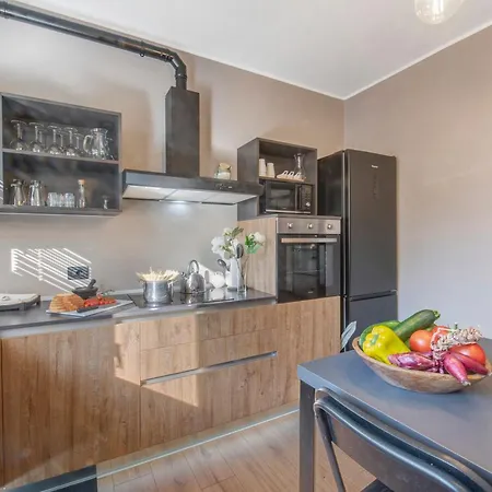 Διαμέρισμα Design *